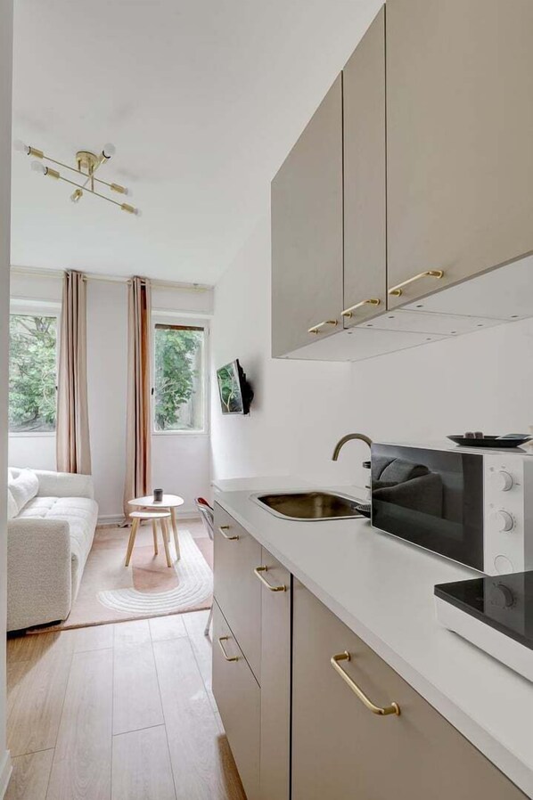 Microwave, coffee/tea maker