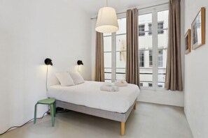 2 bedrooms, iron/ironing board, WiFi, bed sheets - 610 Suite Felix - Superb apartment in Paris (Paris 02 Bourse)
