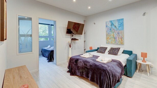 Unclassified image, 1 of 22, button - 234 Office New York - Apartment in Paris (Paris 20 Ménilmontant)