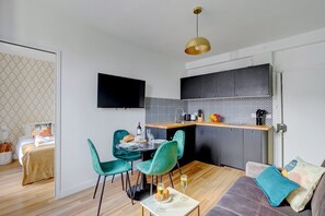 Interior - 870 Suite Trefle - Superb apartment (Montreuil)