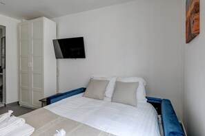 1 bedroom, iron/ironing board, WiFi, bed sheets - 339 Suite Durand - Superb studio in Paris (Paris 14 Observatoire)