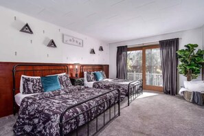3 bedrooms, bed sheets