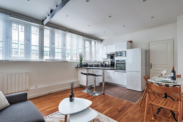 Interior - 650 Suite Julius - Superb apartment in Paris (Paris 11 Popincourt)