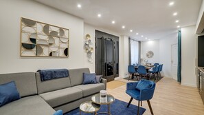 TV - 144 Suite Bebesse - Superb apartment in Paris (Paris 13 Gobelins)