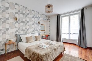 2 bedrooms, iron/ironing board, WiFi, bed sheets - 669 Lily Turbigo - Superb apartment Paris (Paris 03 Temple)