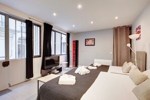 Bügeleisen/Bügelbrett, WLAN, Bettwäsche