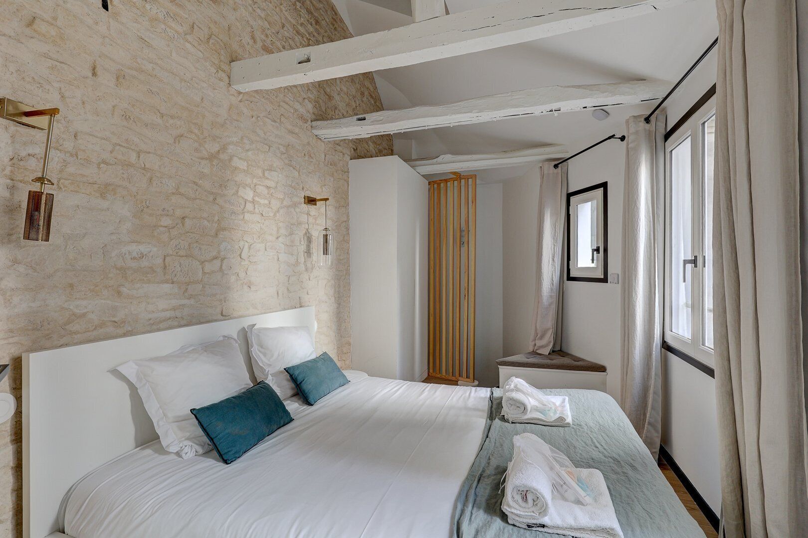 2 bedrooms, Internet, bed sheets