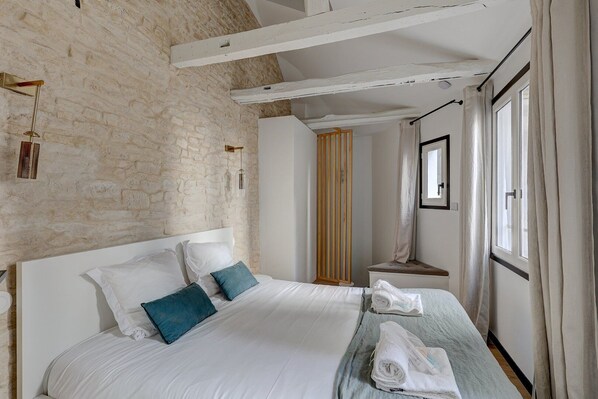 2 bedrooms, Internet, bed sheets - 194 Suite Parisian house (Paris)