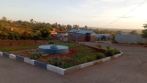 DUNDUZU VILLAGE LODGE