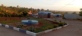 DUNDUZU VILLAGE LODGE