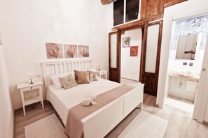 3 soverom, strykejern/-brett, reiseseng for barn og wi-fi