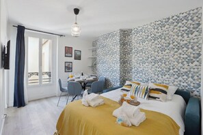 1 bedroom, iron/ironing board, WiFi, bed sheets - 867-Suite Mimosa - Superb Apartment (Montreuil)