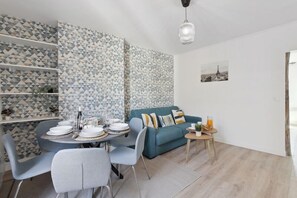 Dining - 867-Suite Mimosa - Superb Apartment (Montreuil)