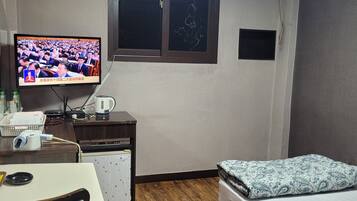 1 chambre, espace de travail pour ordinateur portable, Wi-Fi gratuit