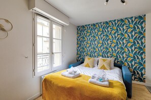 1 sovrum, internet och sängkläder