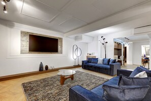 TV - 171 Beethoven Suite - Superbe Apartment In Paris (Paris 16 Passy)