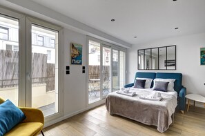 1 chambre, fer et planche à repasser, accès à Internet, literie fournie