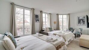 1 chambre, fer et planche à repasser, Wi-Fi, draps fournis