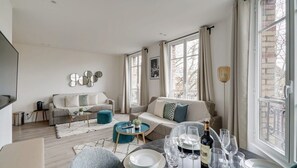 TV - 155 Suite Georges - Superb apartment in Paris (Paris 13 Gobelins)
