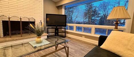TV, offices