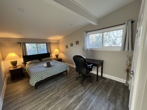 2 soverom, strykejern/-brett, wi-fi (inkludert) og sengetøy