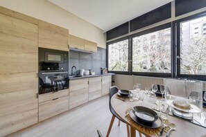 Dining - 188 Suite Eight - Superb apartment in Paris (Paris 12 Reuilly)