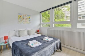 1 多间卧室、熨斗/熨衣板、WiFi、床单