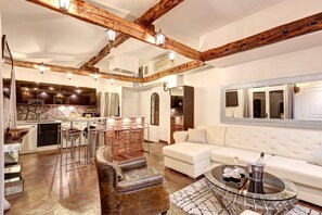 TV - 346 Suite Merri Rooftop - Superb apartment (Paris 04 Hôtel-de-Ville)