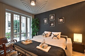 1 bedroom, iron/ironing board, WiFi, bed sheets - 664 Suite Deligny - Superb apartment in Paris (Paris 17 Batignolles-Monceau)