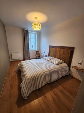 3 bedrooms, iron/ironing board, WiFi