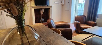 Maison de Village Entièrement Rénovée