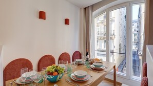 Uklassifisert bilde, 3 av 27, knapp