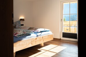 Condo, 3 quartos, aceita animais de estimação (Steinbock) | Roupas de cama antialérgicas, quartos à prova de som, berço de viagem