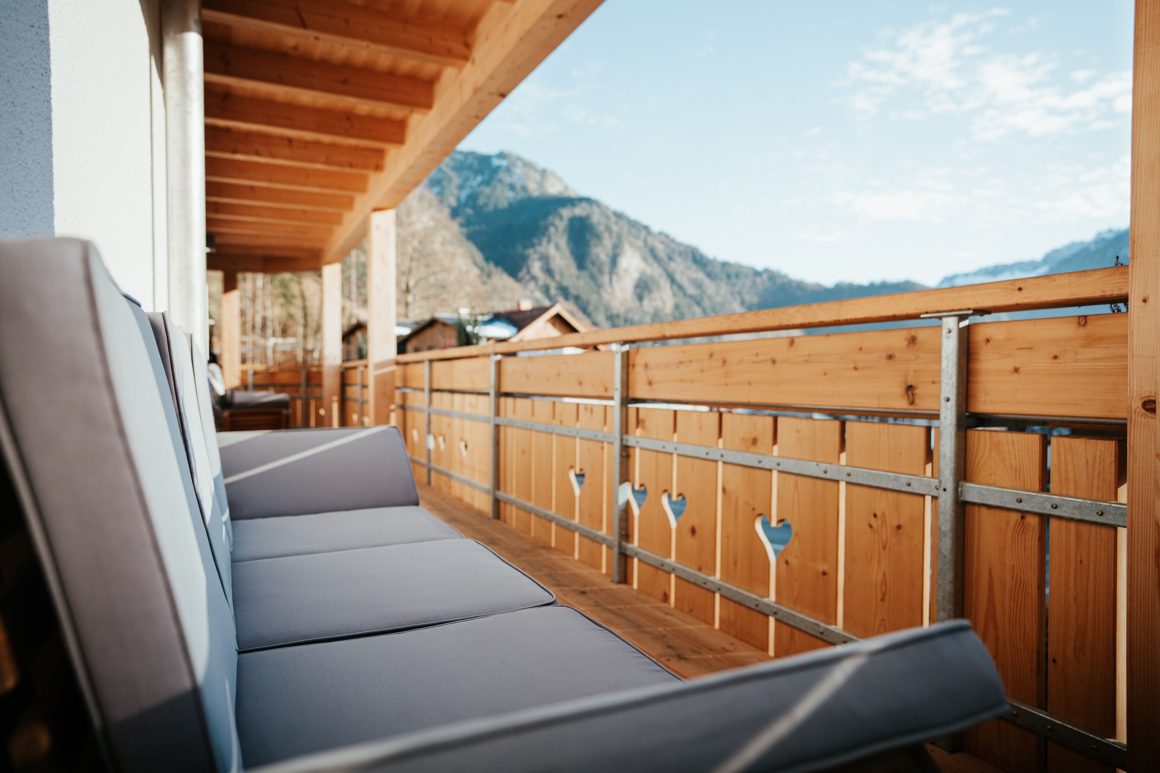 คอนโด, 3 ห้องนอน, อุปกรณ์ช่วยการเคลื่อนไหว, นำสัตว์เลี้ยงเข้าได้ (Steinbock) | ลานระเบียง/นอกชาน