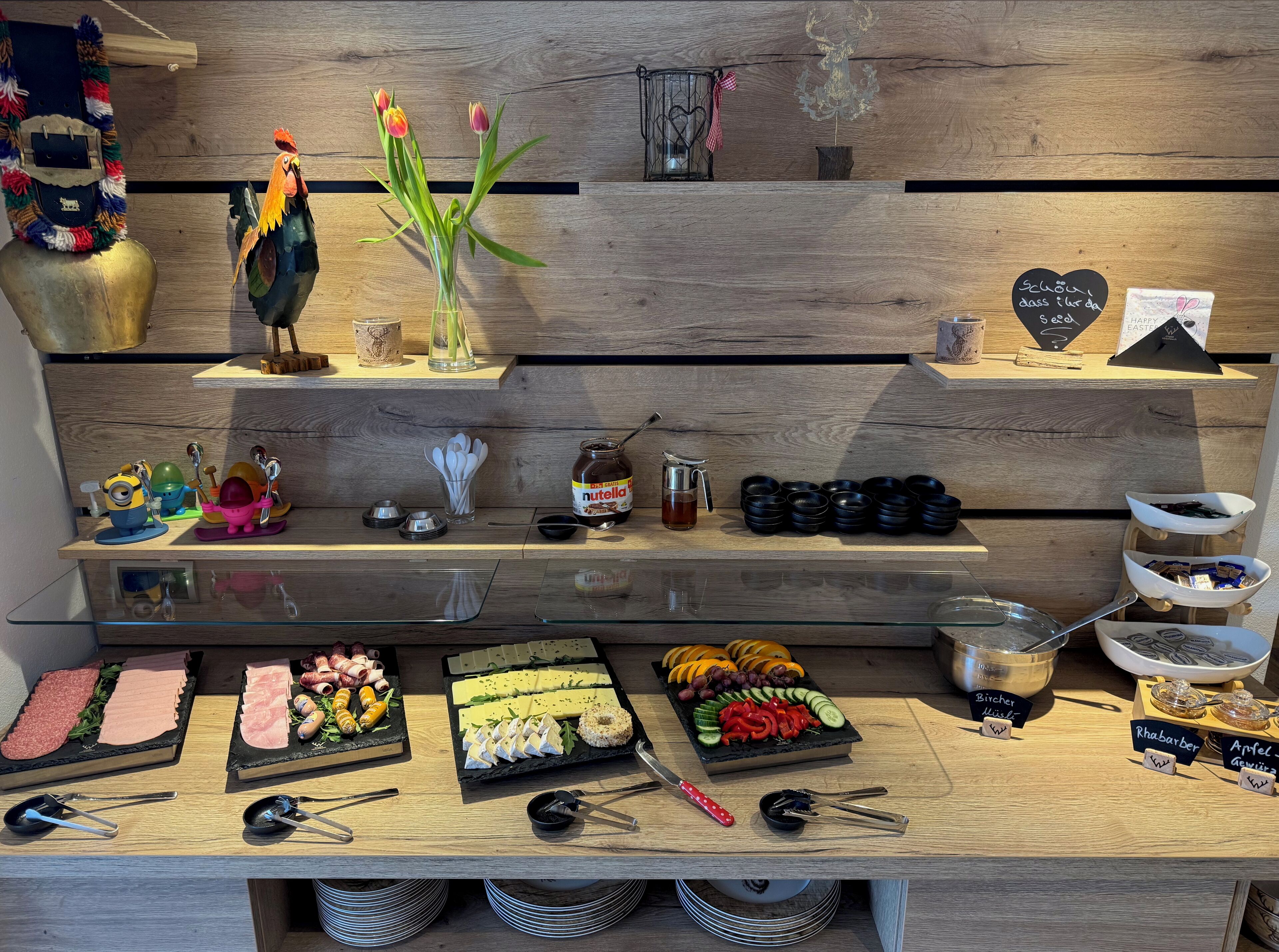 Daily buffet breakfast (EUR 18.50 per person)