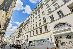 Exterior - 170 Suite Z - Superb apartment in Paris. (Paris 02 Bourse)