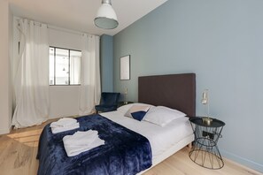 4 室のベッドルーム、アイロン / アイロン台、WiFi、ベッドシーツ