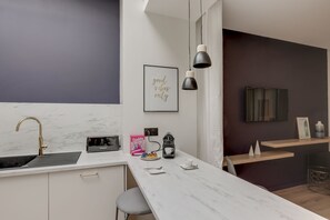 Interior - 140-Suite Ludo - Superb apartment in Paris (Paris 11 Popincourt)