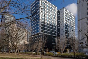 Exterior - Grzybowska 37 Warsaw | Luxury Apartment with Parking | City Centre (Warszawa)