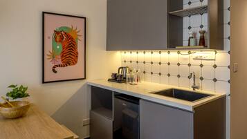 Suite | Private kitchen | Electric kettle