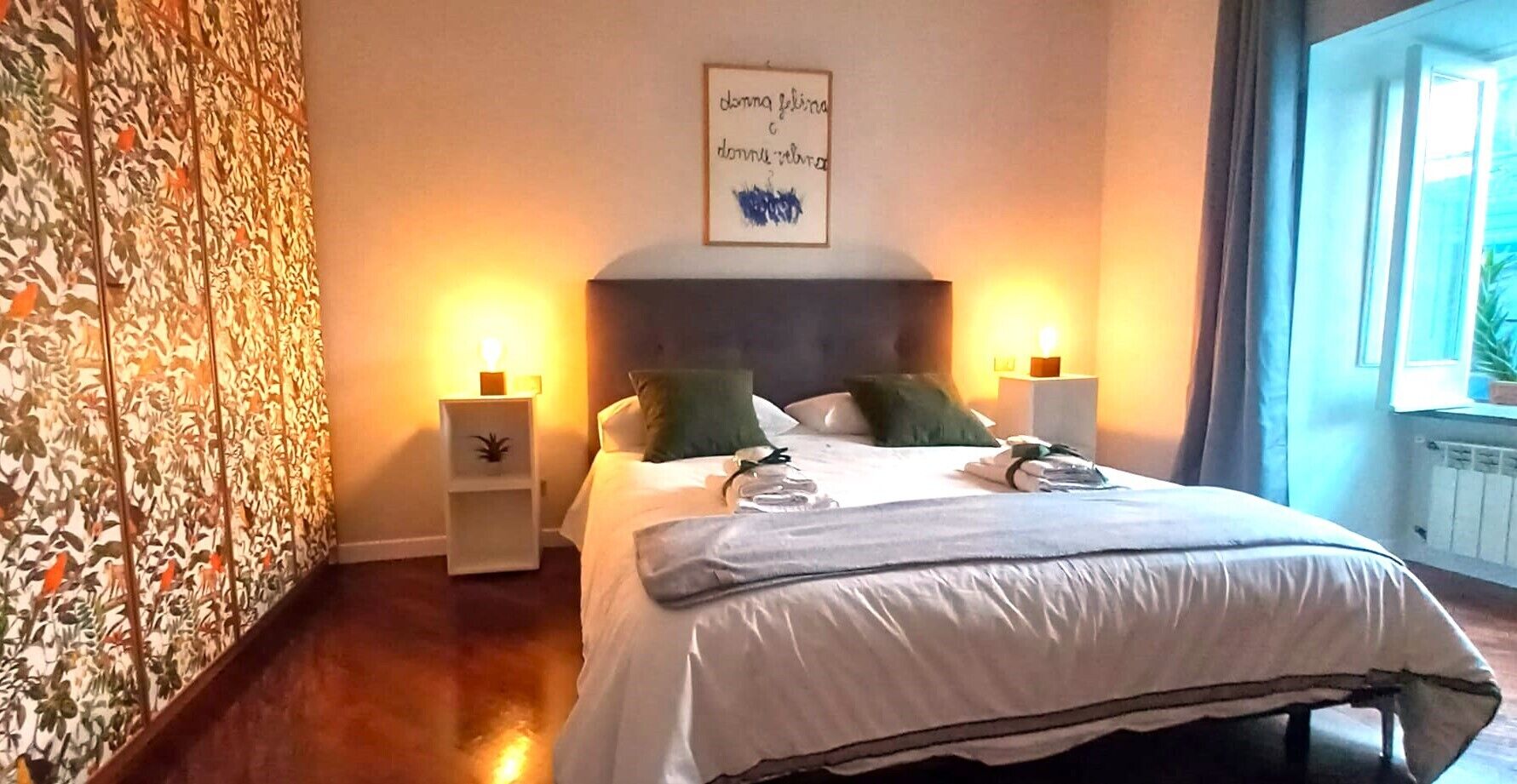 2 Schlafzimmer, Zimmersafe, Schreibtisch, schallisolierte Zimmer