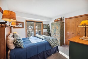 4 camere, ferro/asse da stiro, Wi-Fi gratuito, lenzuola