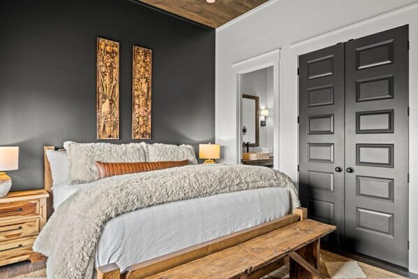 4 Schlafzimmer, Bügeleisen/Bügelbrett, kostenloses WLAN, Bettwäsche