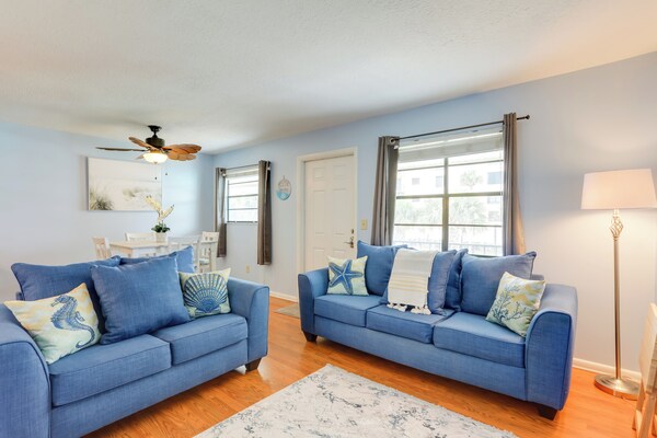 Idyllic Fort Pierce Retreat - Walk To Beach! - Fort Pierce, FL