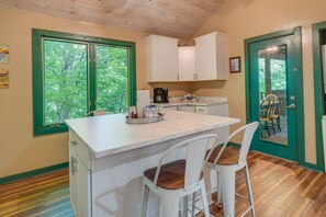 Dining - Gatlinburg Cabin Rental: 3 Mi to Downtown (Gatlinburg)