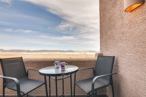 Apartment (2 Bedrooms) | Interior - Lake Powell Views: Adobe Townhome w/ Patio (Page)
