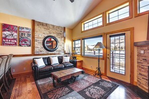 Căn hộ (2 Bedrooms) | Mặt tiền nơi lưu trú