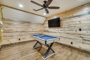 House (6 Bedrooms) | Interior - Grand Broken Bow Cabin w/ Hot Tub & Spacious Deck! (Broken Bow)