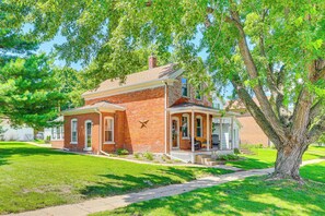 House (3 Bedrooms) | Interior - Historic Wabasha Home w/ Patio in Downtown! (Wabasha)