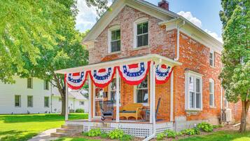 House (3 Bedrooms) | Front of property